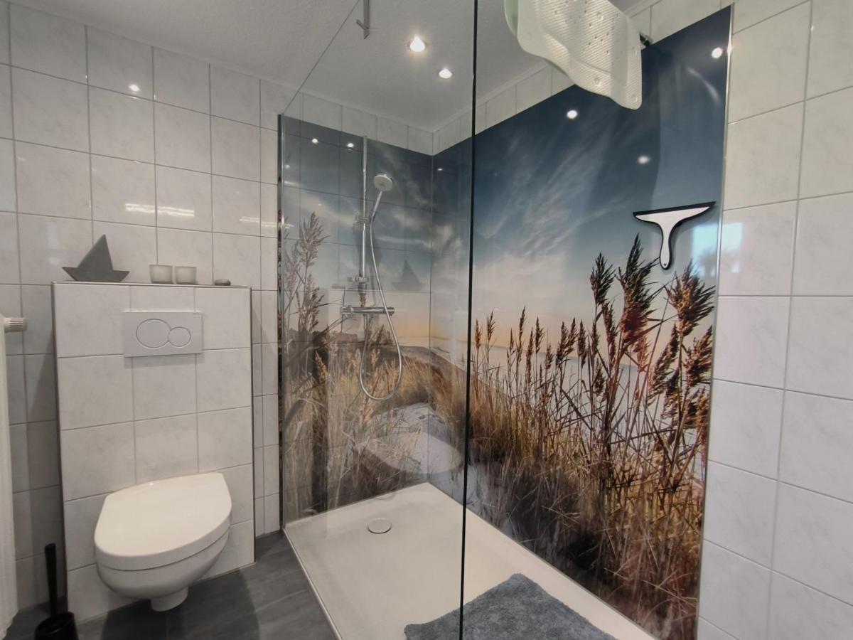 Ferienwohnung Zwischen Den Meeren - Schoene Und Gemuetliche Fewo Mit Garten Dorpstedt Exterior foto