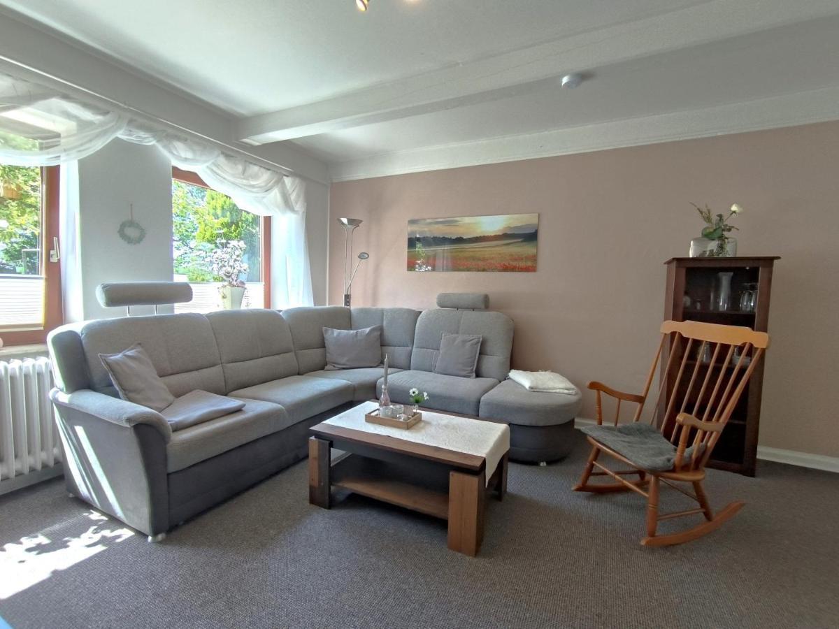 Ferienwohnung Zwischen Den Meeren - Schoene Und Gemuetliche Fewo Mit Garten Dorpstedt Exterior foto